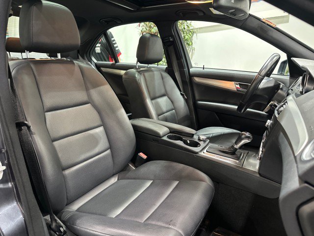 Used 2013 Mercedes-Benz C 250 Sedan image 44