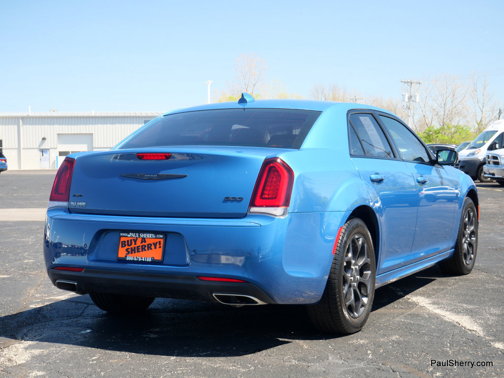 Used 2023 Chrysler 300 Touring L w/ Popular Equipment Group image 11