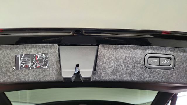 New 2026 Volvo XC90 T8 Ultra w/ Lounge Package AWD/4WD image 49