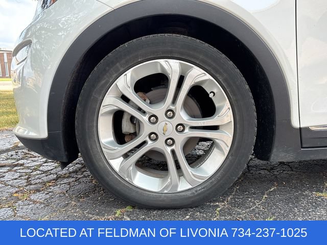 Certified 2017 Chevrolet Bolt LT FWD image 30