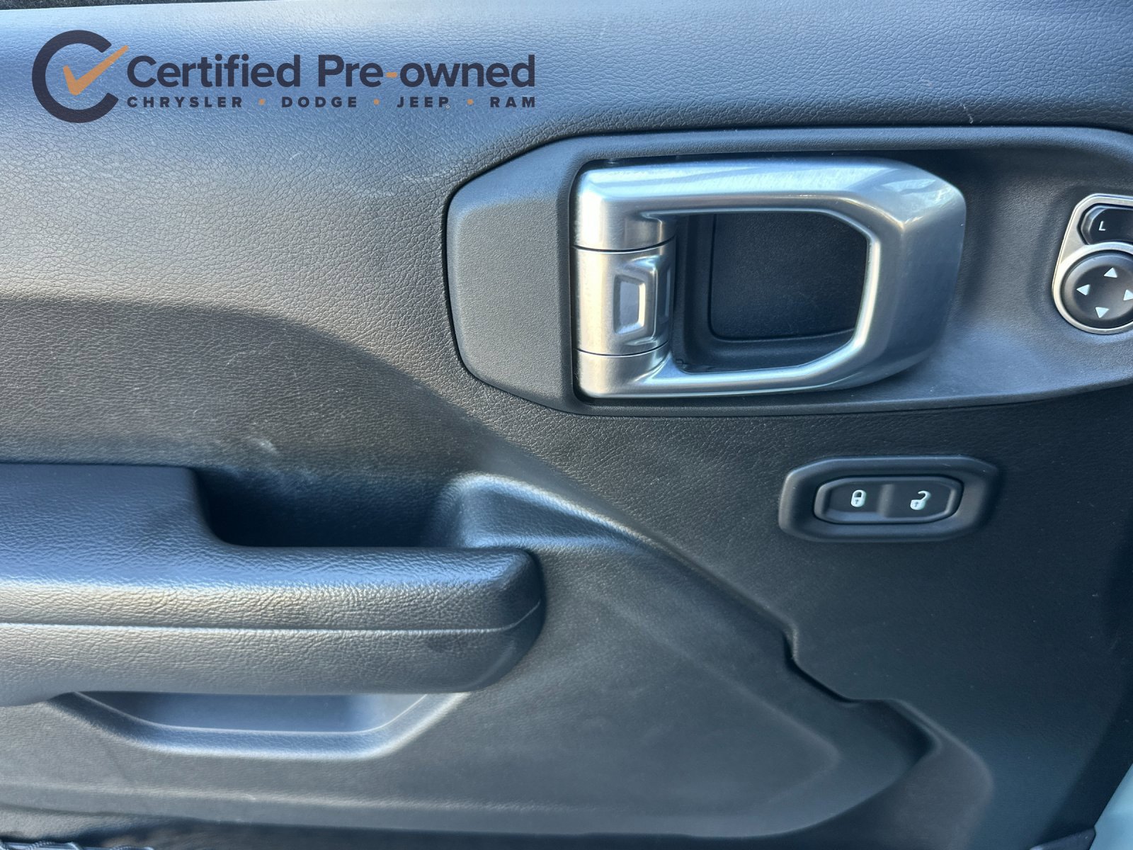 Used 2023 Jeep Wrangler Unlimited w/ Cold Weather Group AWD/4WD image 12