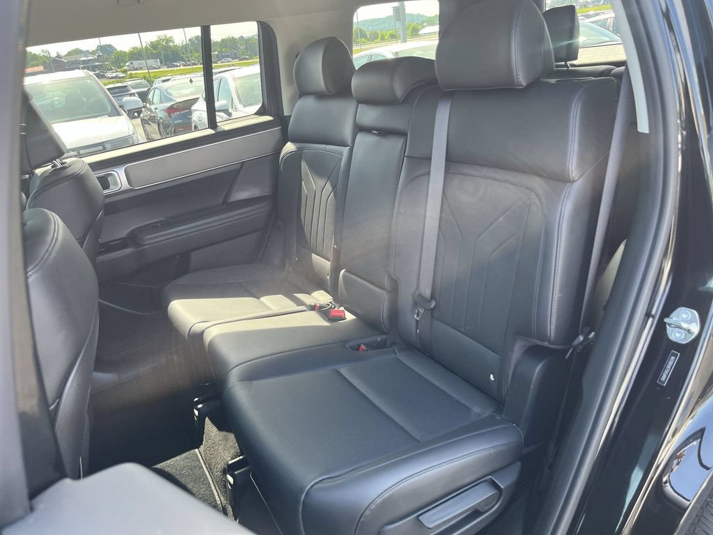 Used 2024 Hyundai Santa Fe SEL FWD image 27