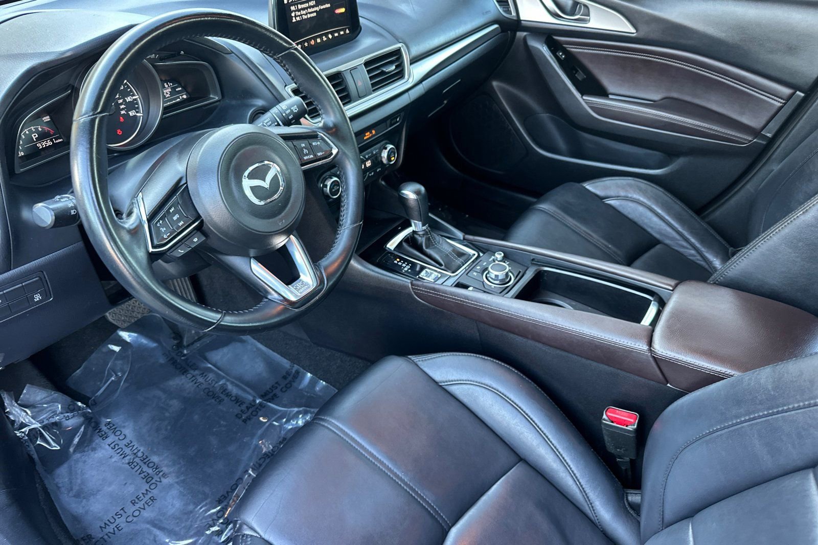 Used 2018 MAZDA MAZDA3 Touring image 11