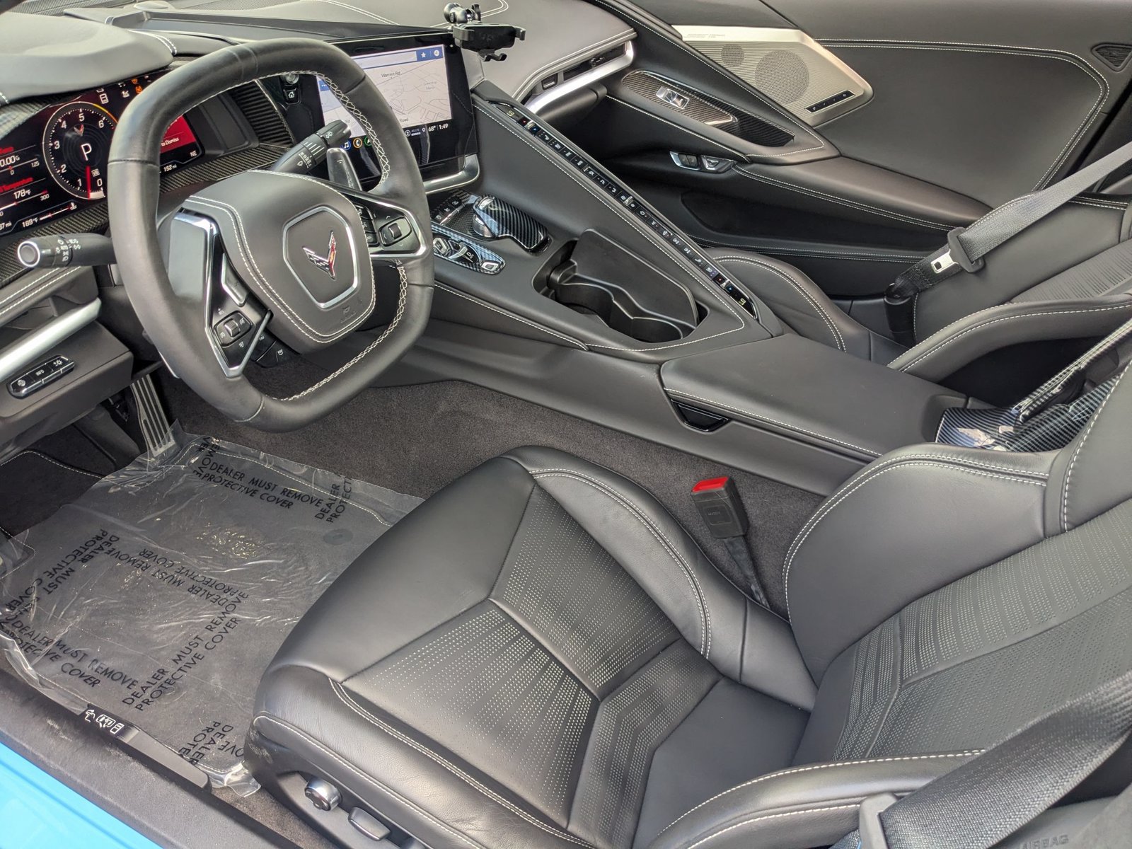 Used 2023 Chevrolet Corvette Stingray Premium Conv w/ Z51 Performance Package RWD image 4
