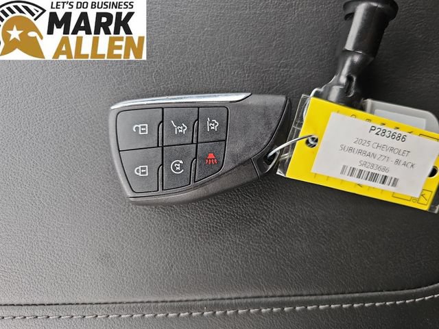 Used 2025 Chevrolet Suburban Z71 AWD/4WD image 35