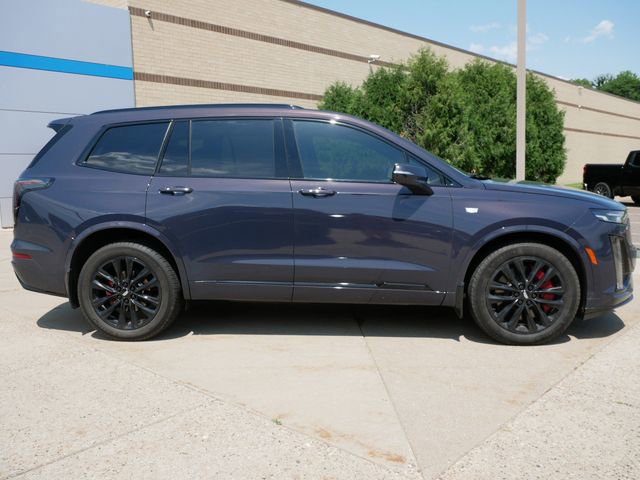 Used 2024 Cadillac XT6 Sport image 8
