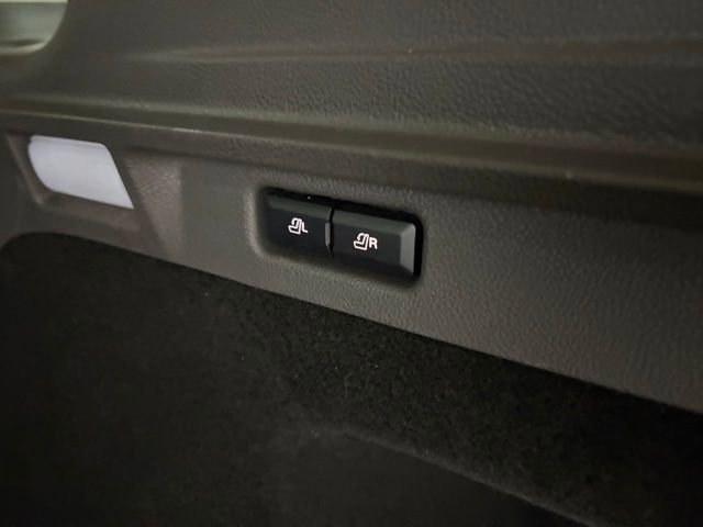 Used 2021 Lincoln Corsair Reserve w/ Elements Package image 13