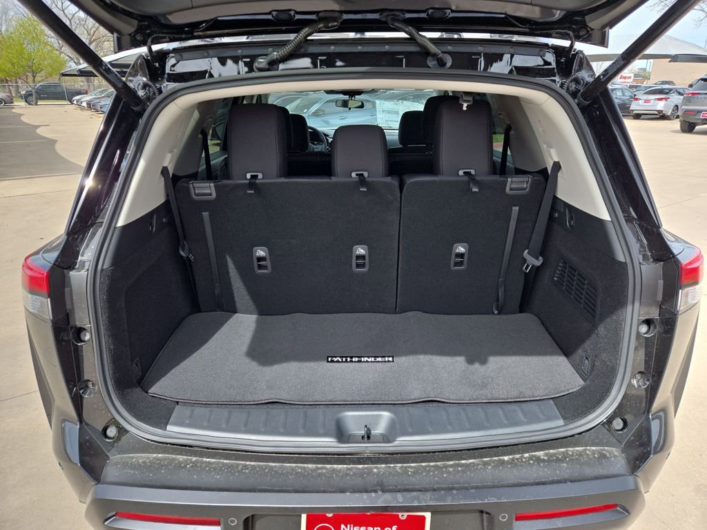 New 2026 Nissan Pathfinder SV FWD image 29
