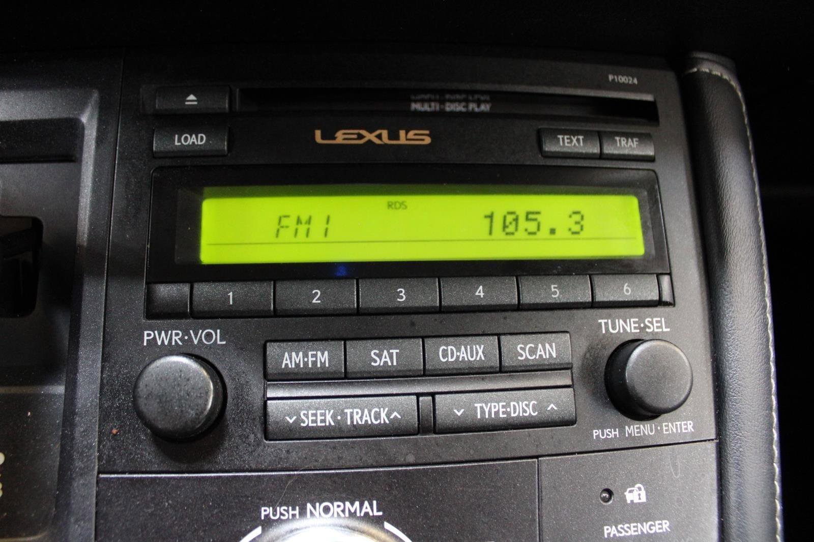 Used 2013 Lexus CT 200h w/ Premium Pkg w/Backup Camera image 18