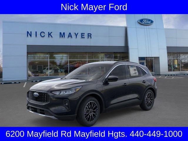 New 2025 Ford Escape SE w/ Class II Trailer Tow Package