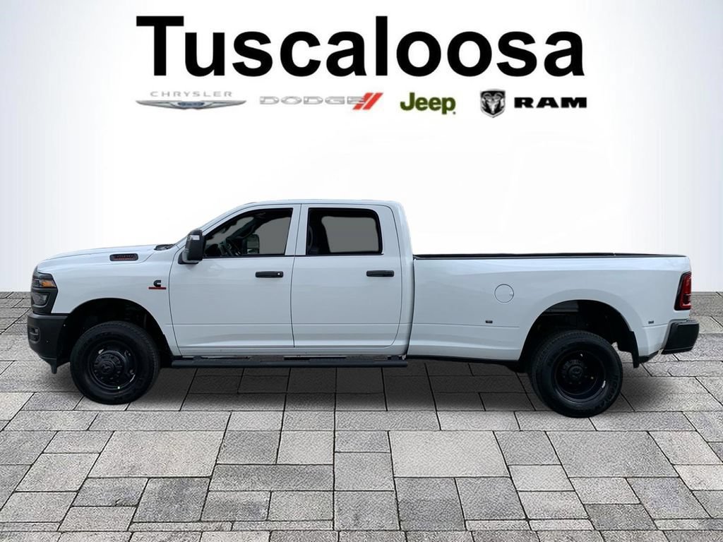 New 2026 RAM 3500 Tradesman AWD/4WD image 4