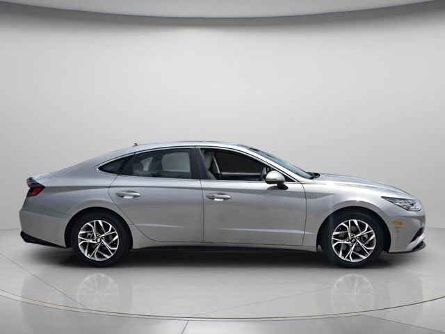 Used 2023 Hyundai Sonata SEL FWD image 4
