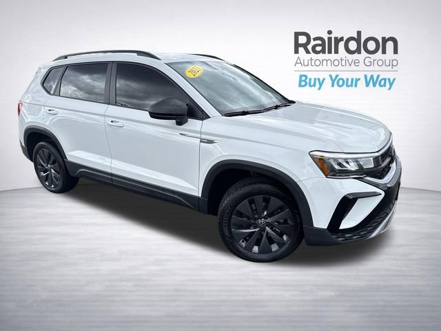 Used 2023 Volkswagen Taos S image 1