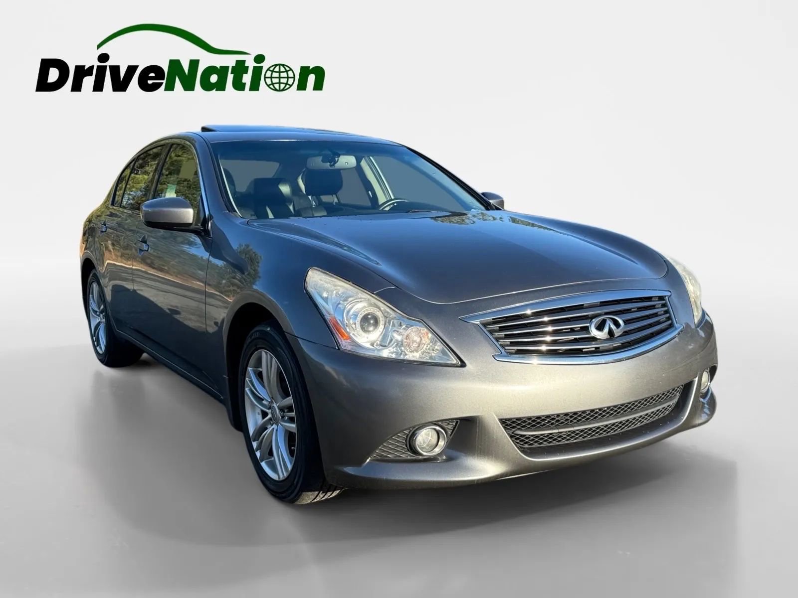 Used 2013 INFINITI G37 G37x Sedan 4D w/ Premium Pkg image 3