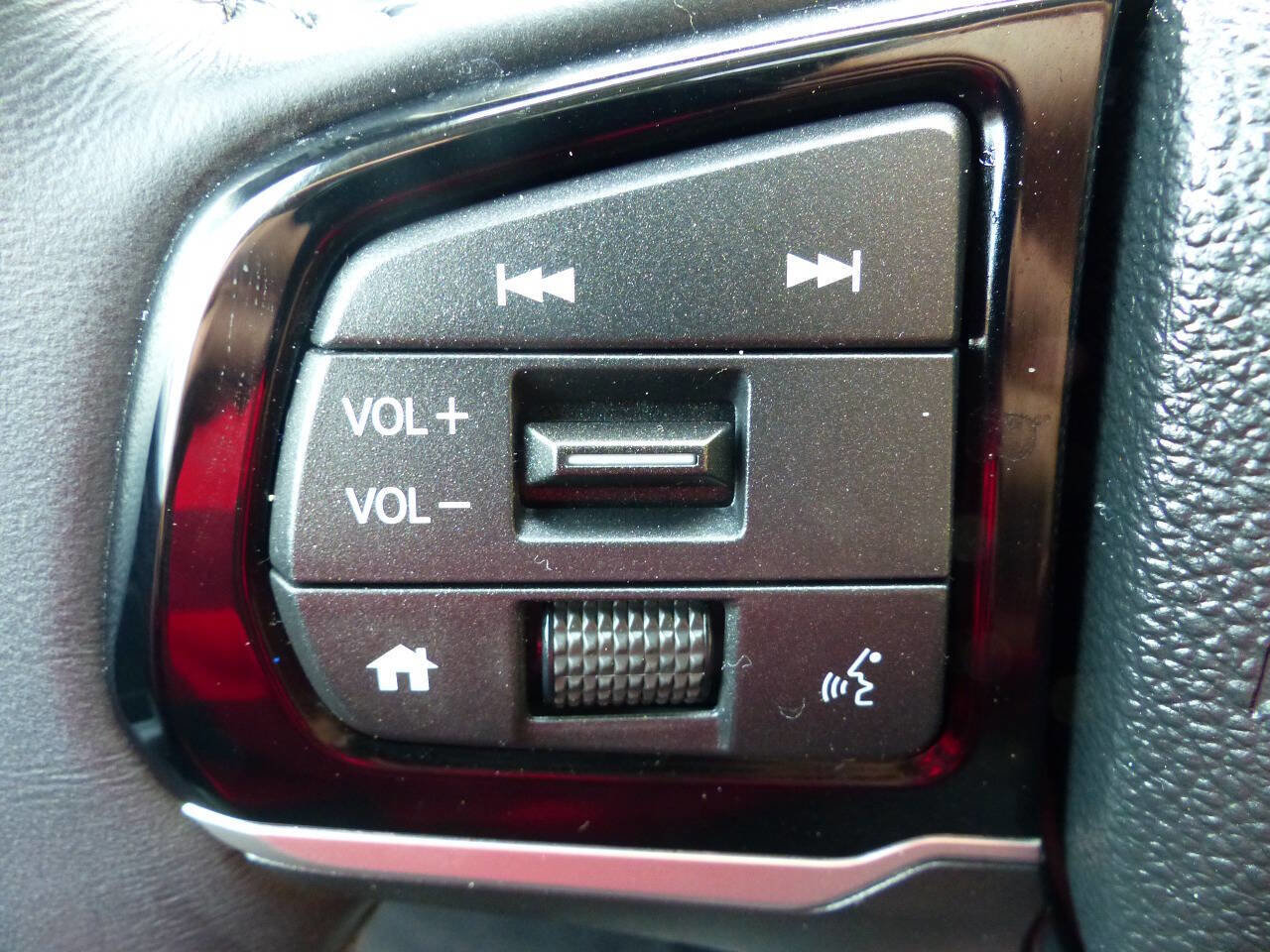Used 2025 Honda Odyssey EX-L image 25
