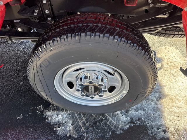 New 2025 Ford F250 XL w/ XL Chrome Package image 14