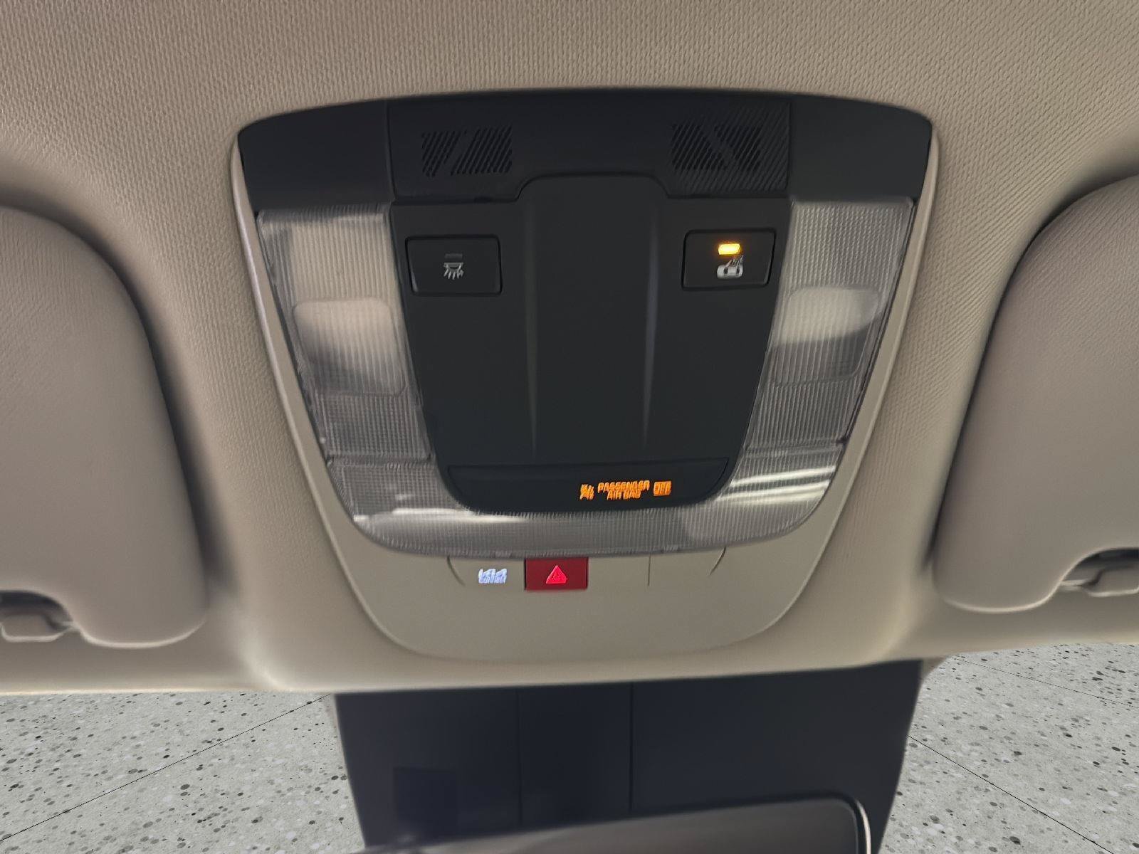 Used 2025 Kia Sorento S AWD/4WD image 18