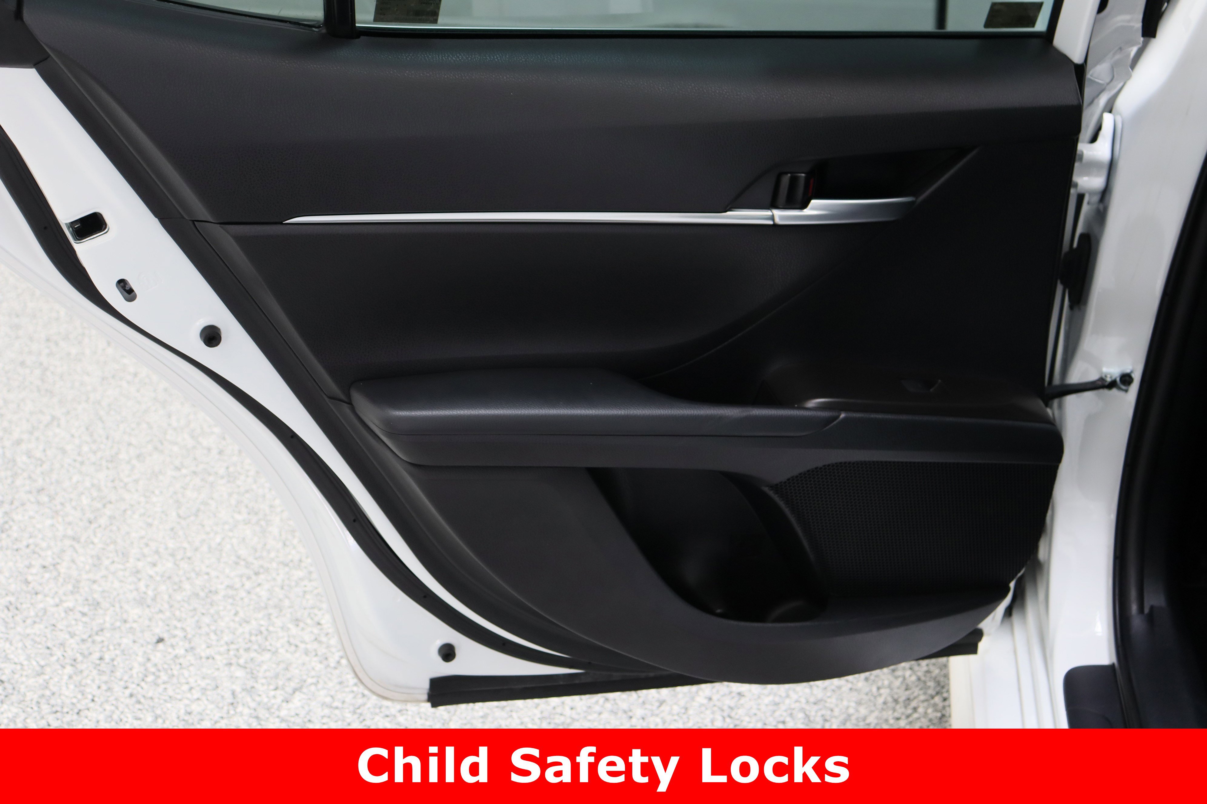 Used 2024 Toyota Camry SE image 24