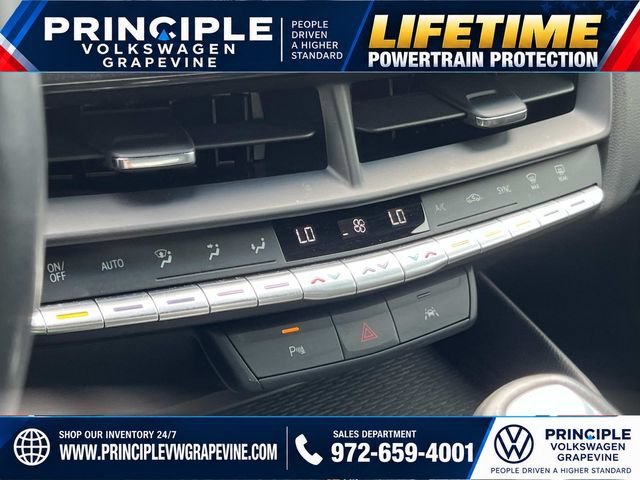 Used 2023 Cadillac CT4 Luxury RWD image 19