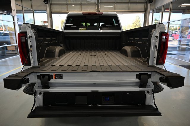 New 2026 GMC Sierra 2500 Denali Ultimate image 9