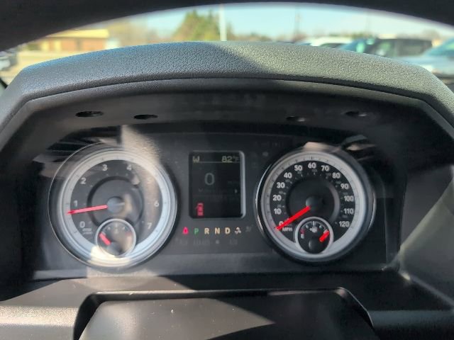 Used 2018 RAM 1500 Classic SLT AWD/4WD image 25