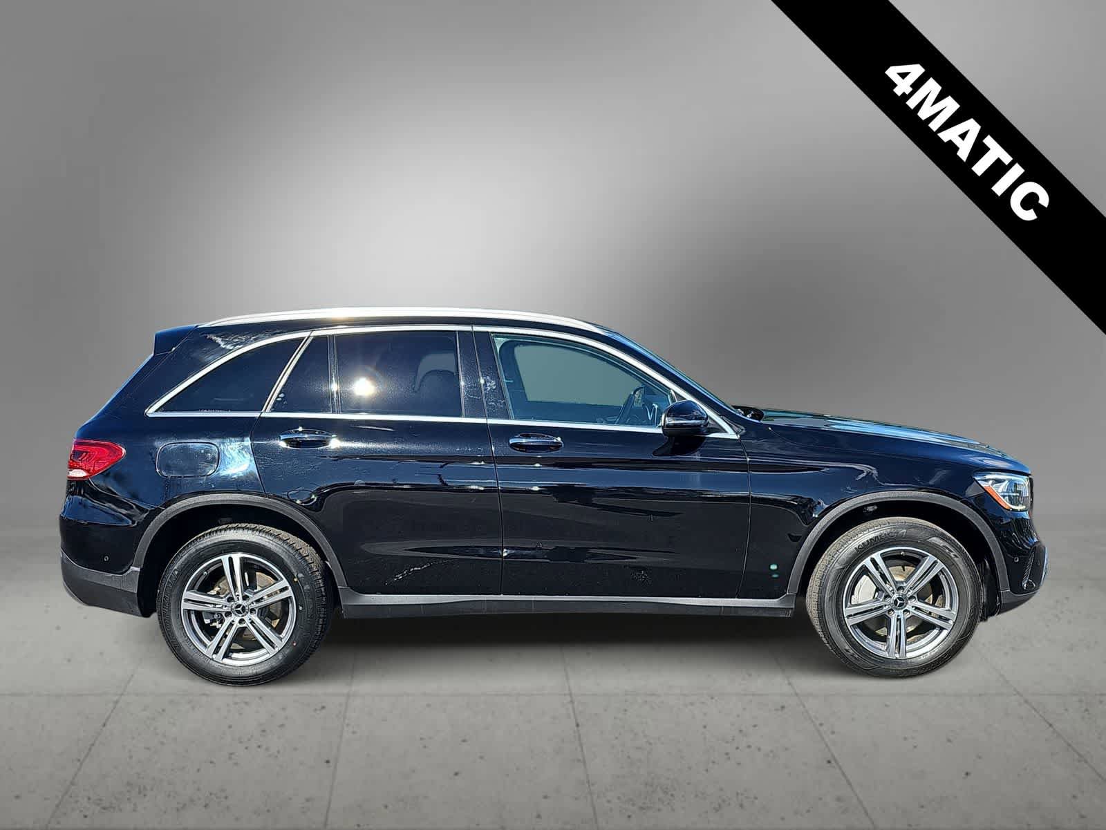 Used 2022 Mercedes-Benz GLC 300 4MATIC w/ Premium Package Lite image 9