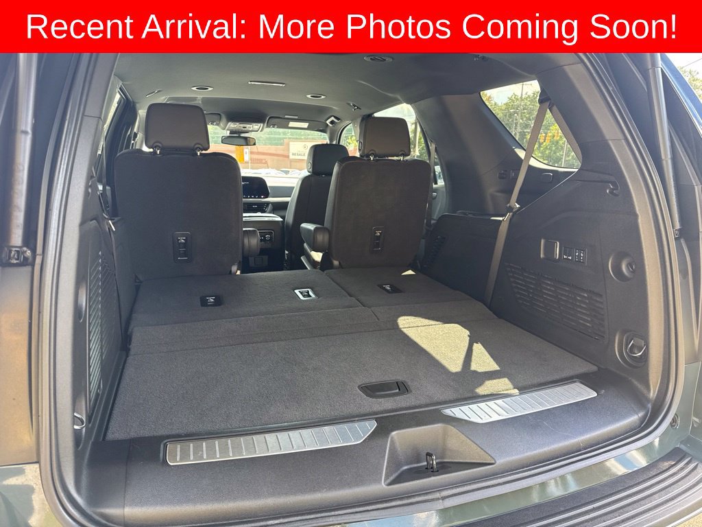 Used 2025 Chevrolet Tahoe Z71 w/ Comfort Package AWD/4WD image 11