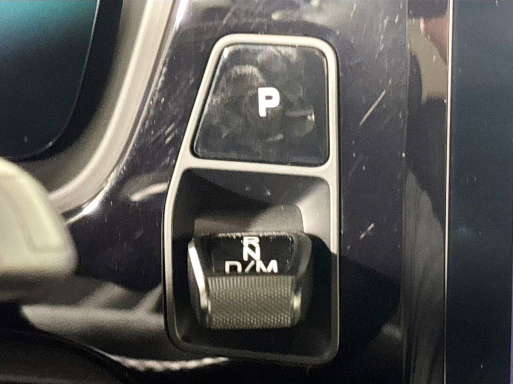 Used 2024 Porsche Cayenne Coupe w/ Premium Package Plus image 18