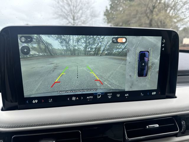 New 2026 Lincoln Aviator AWD image 17