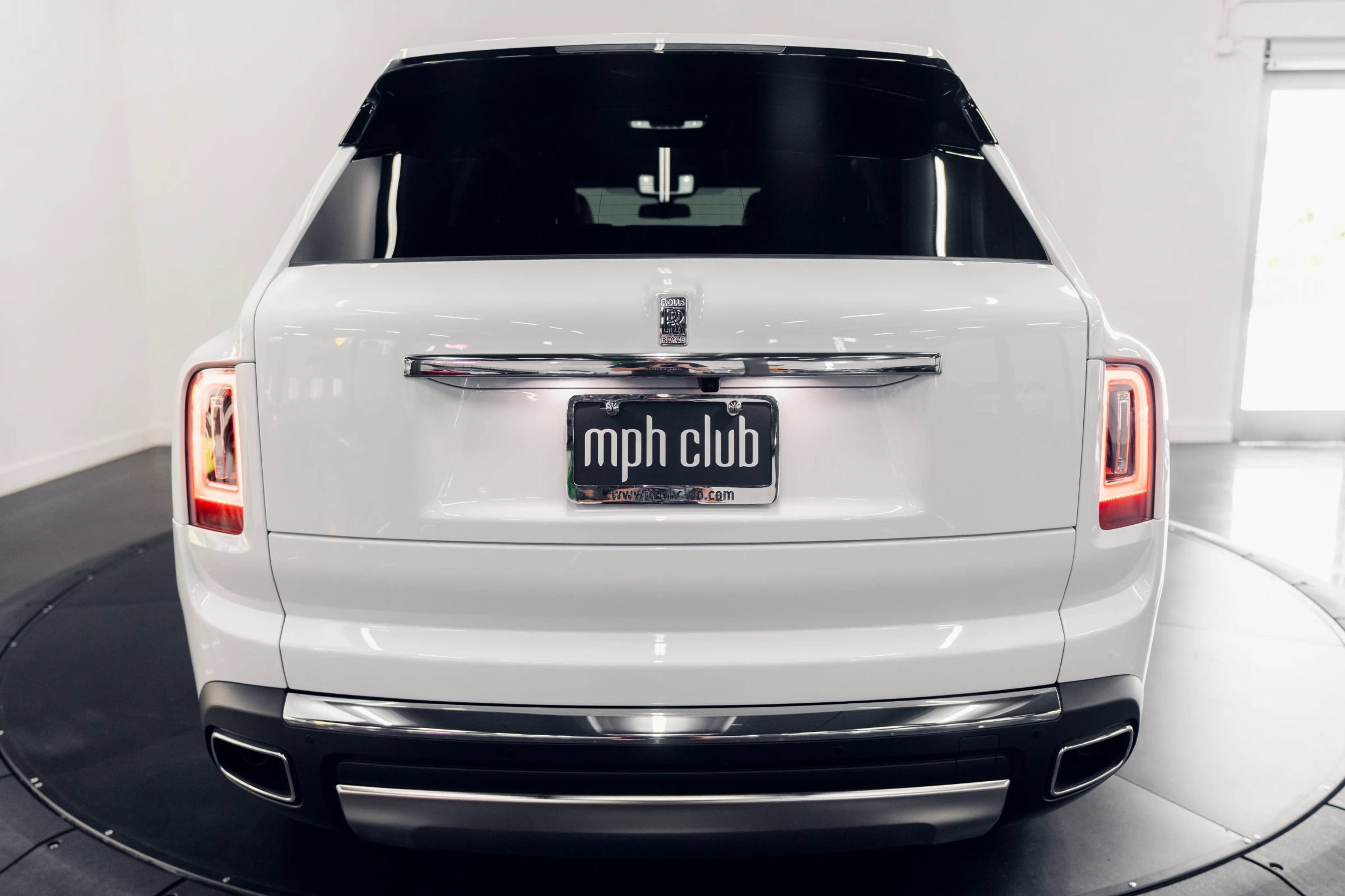 Used 2021 Rolls-Royce Cullinan AWD/4WD image 11