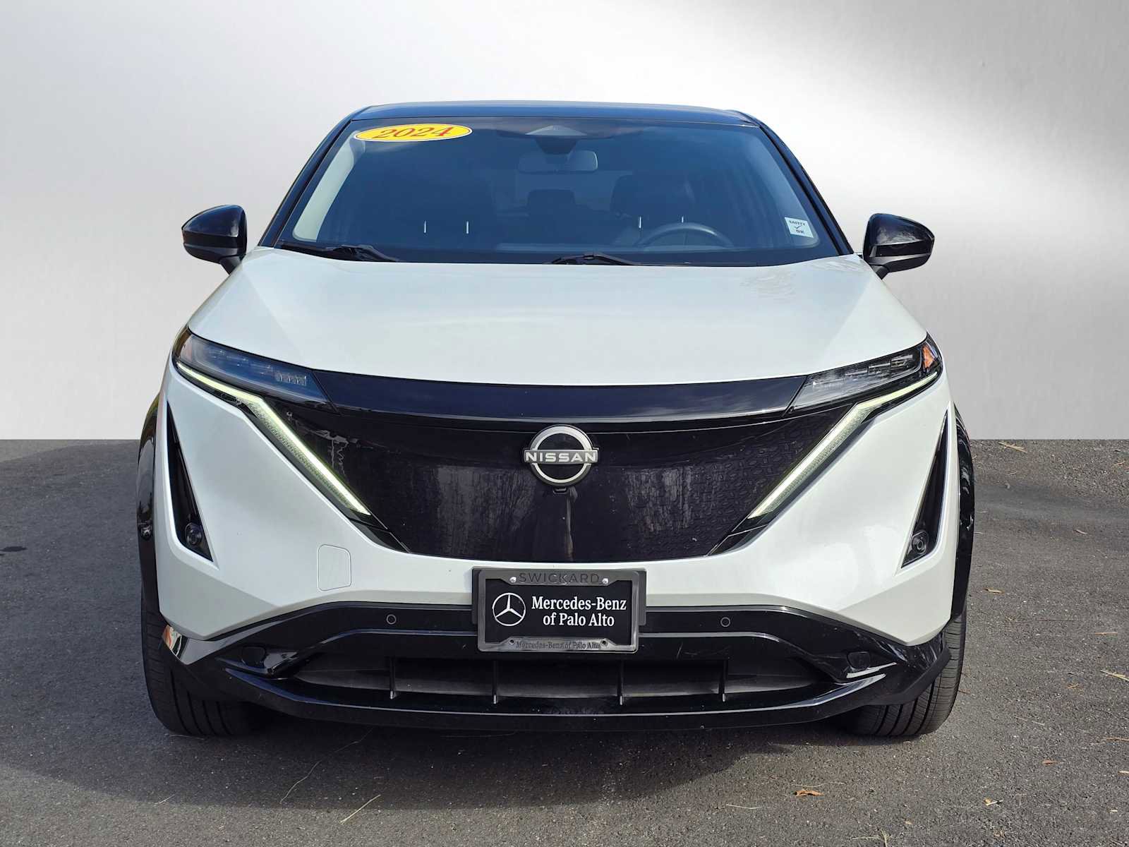 Used 2024 Nissan Ariya AWD image 8