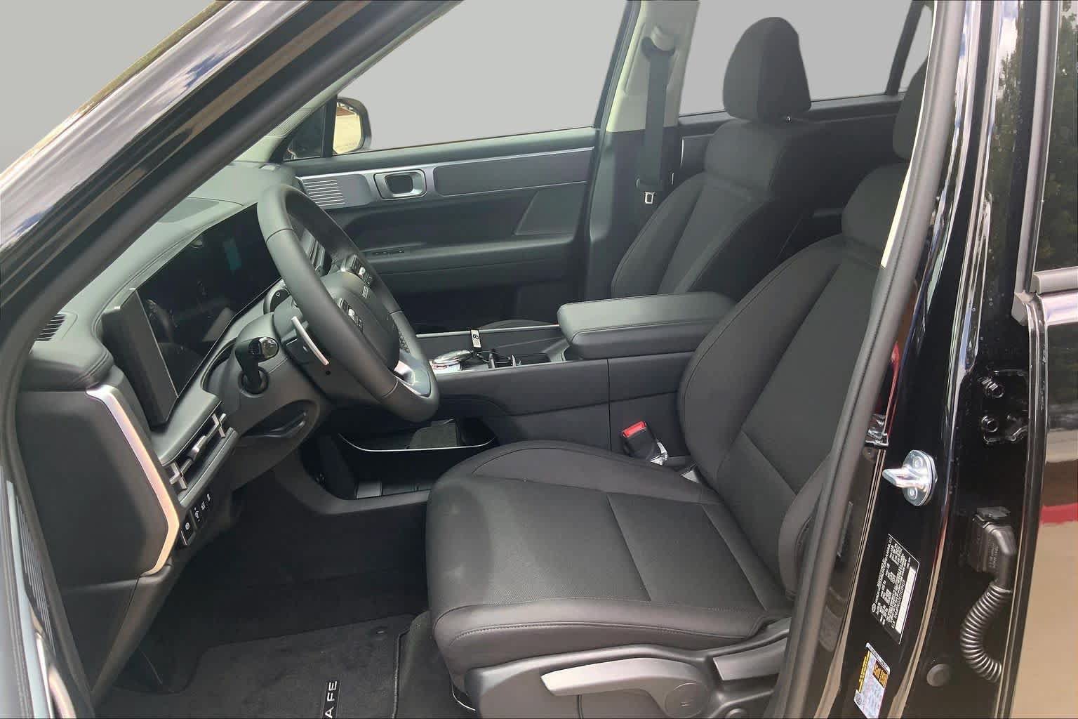 New 2026 Hyundai Santa Fe SE FWD image 7