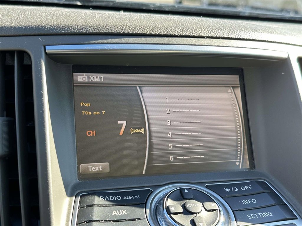 Used 2013 INFINITI G37 Journey w/ Premium Pkg image 3