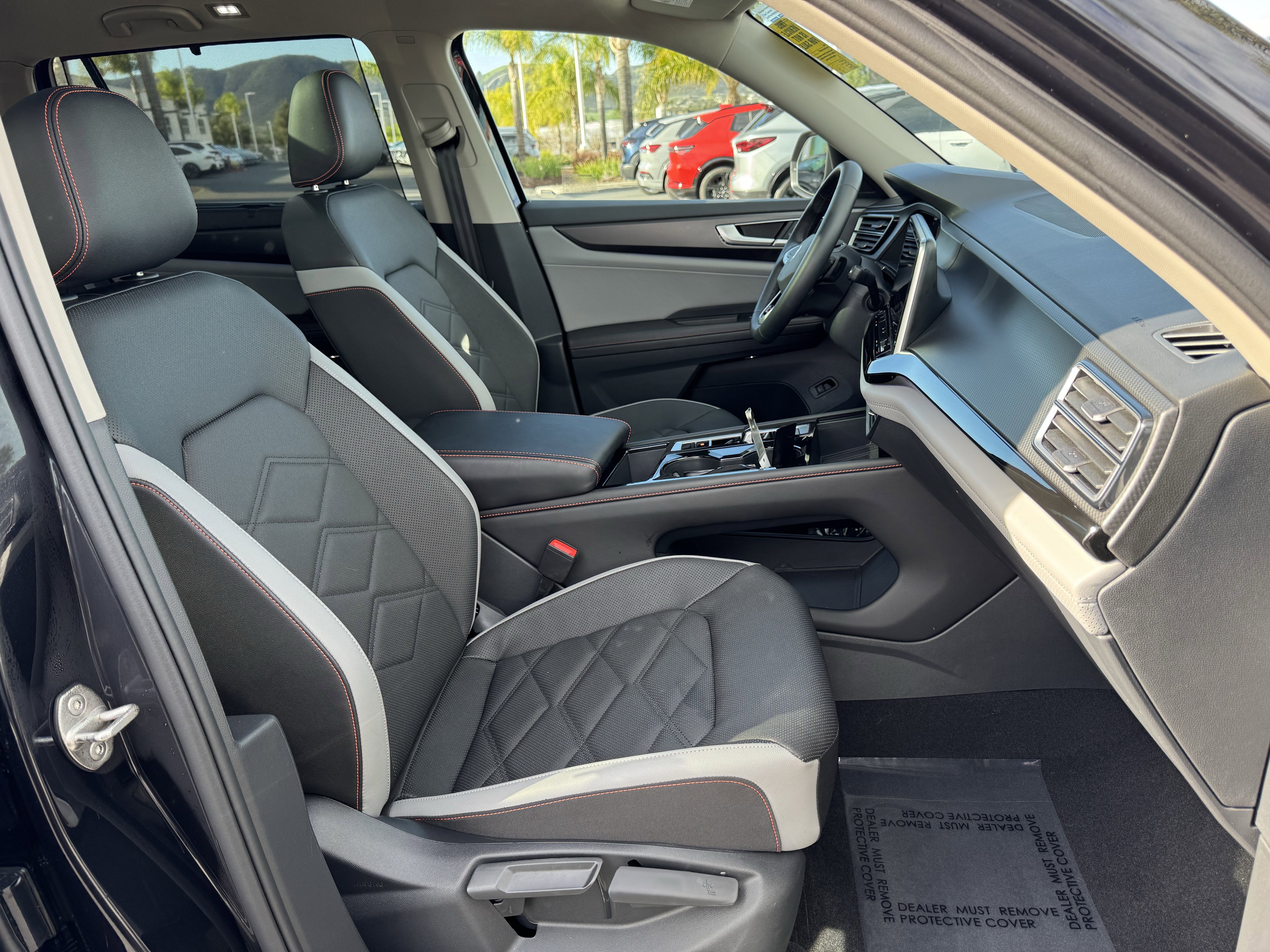 Certified 2025 Volkswagen Atlas Peak Edition SE image 39