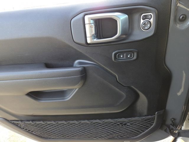 Used 2023 Jeep Wrangler Willys image 27