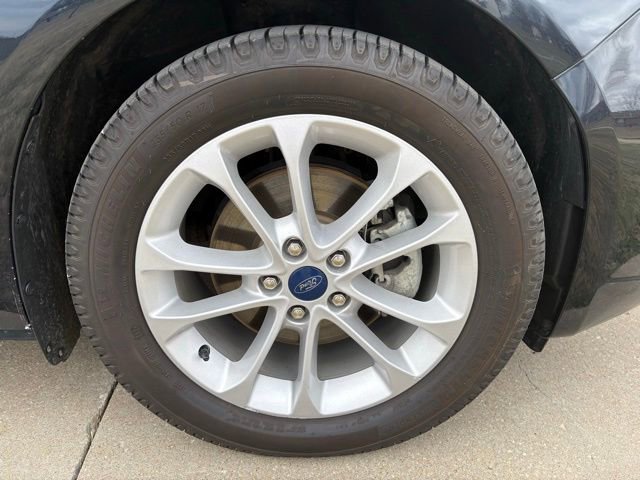 Used 2020 Ford Fusion SE image 8