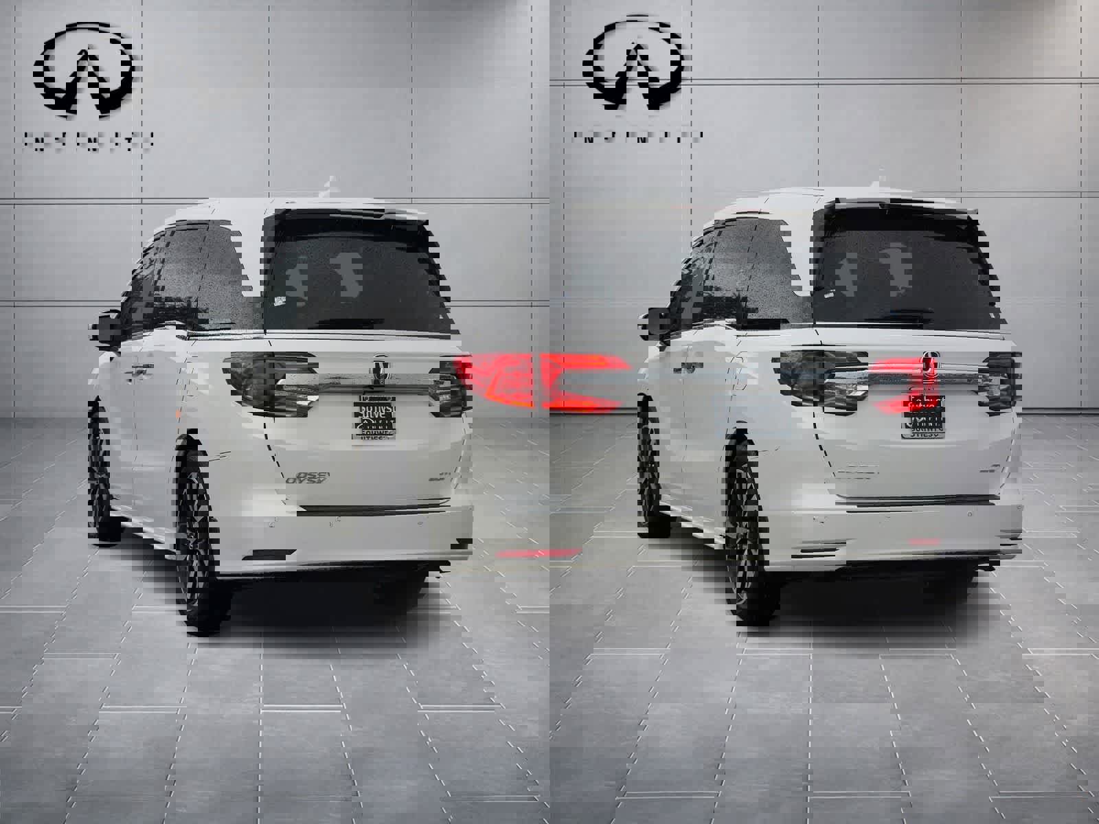 Used 2018 Honda Odyssey Elite image 5