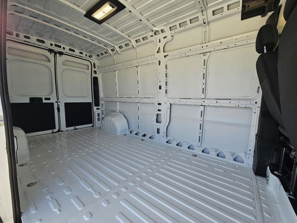 New 2026 RAM ProMaster 2500 w/ Convenience Group image 34