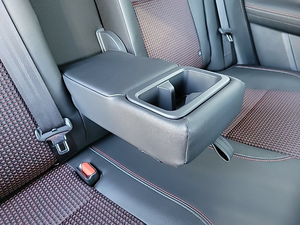 Certified 2025 Nissan Kicks SR FWD image 16