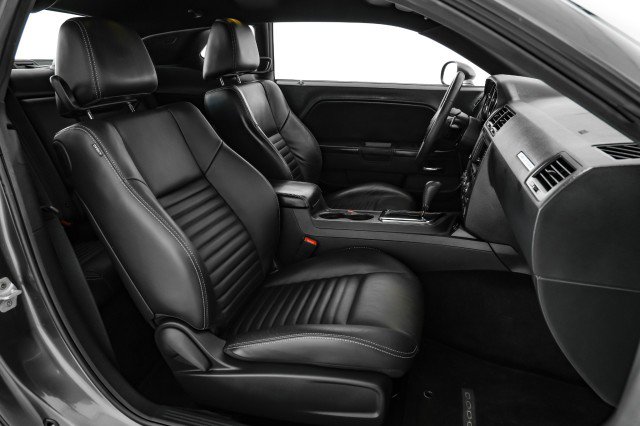 Used 2013 Dodge Challenger R/T Plus image 30