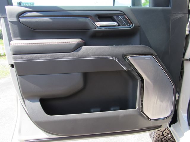 Certified 2026 GMC Sierra 2500 AT4X w/ LPO, Black Badging Package AWD/4WD image 13