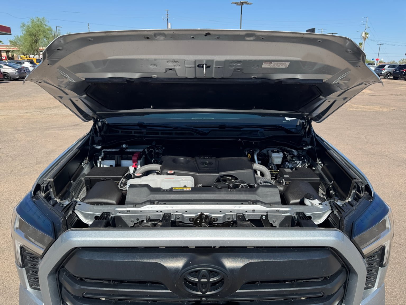 Used 2025 Toyota Tundra Limited AWD/4WD image 20