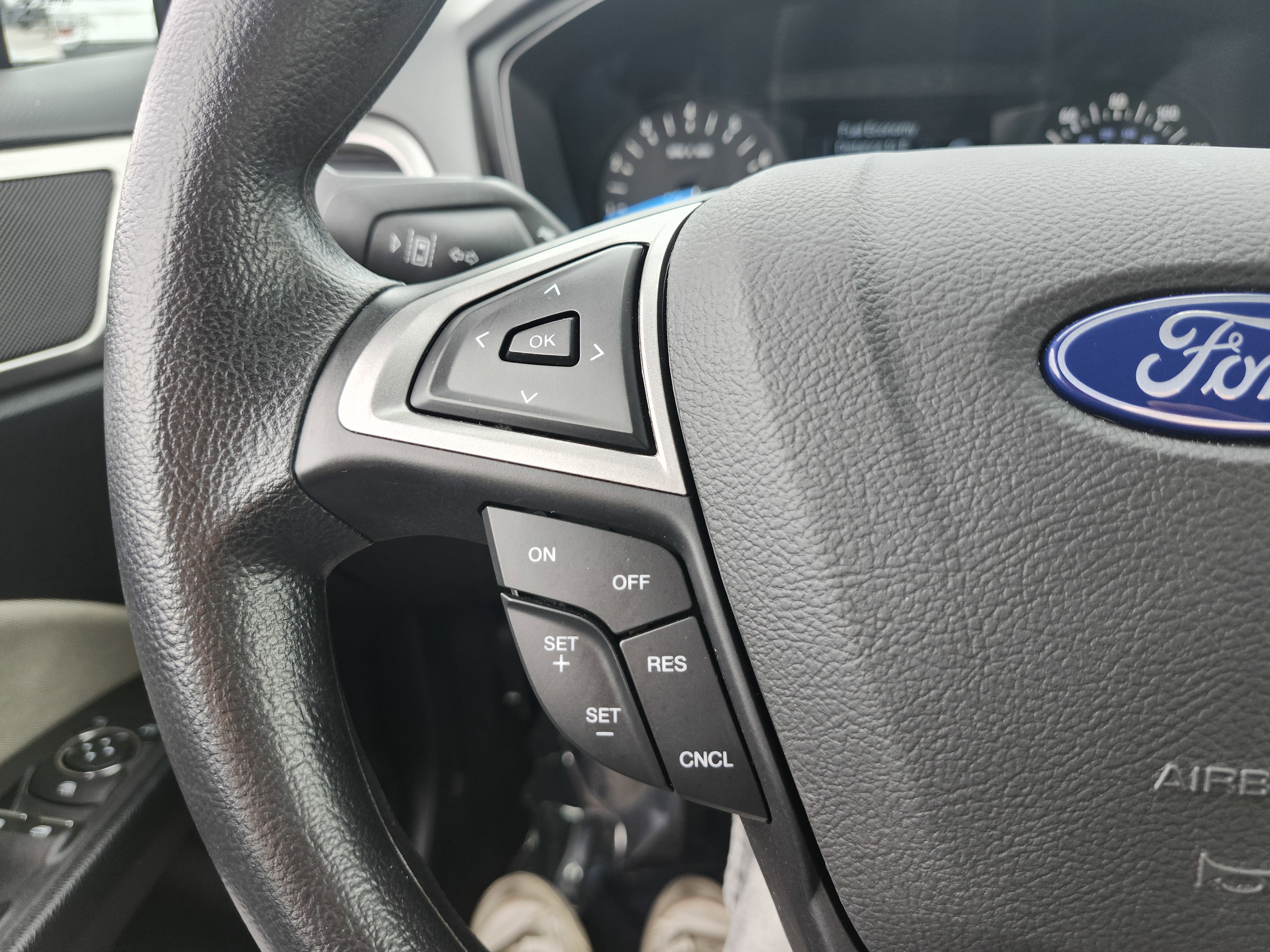 Used 2020 Ford Fusion S image 31