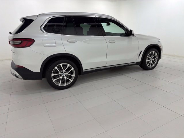 Used 2019 BMW X5 xDrive40i w/ Premium Package 2 AWD/4WD image 6