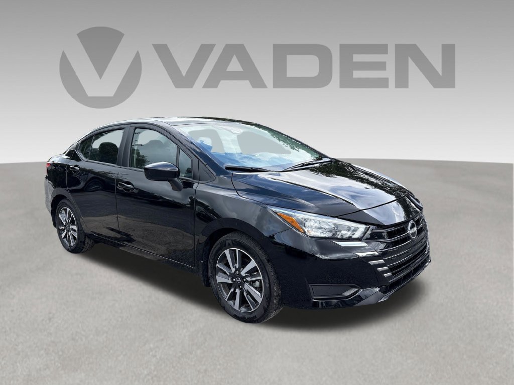 Used 2025 Nissan Versa SV w/ Trunk Package FWD image 25