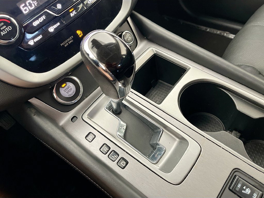Used 2021 Nissan Murano SL w/ SL Moonroof Package FWD image 17