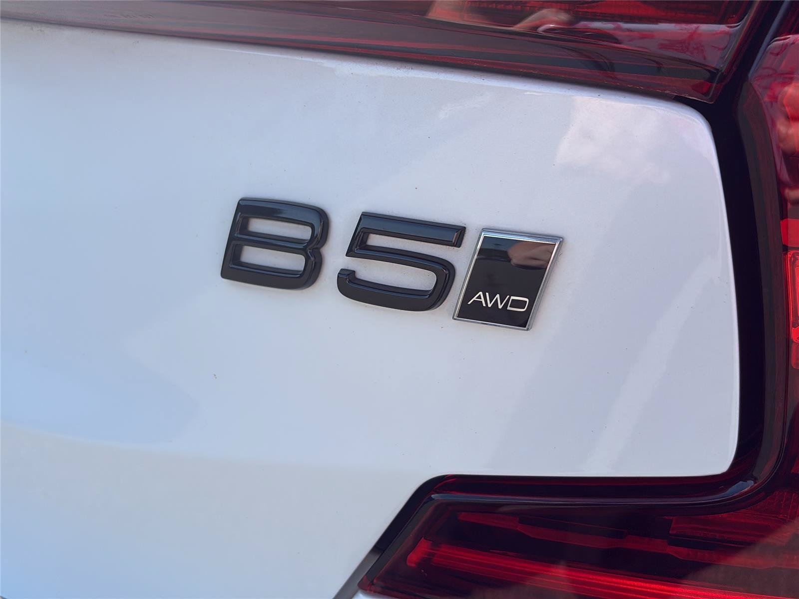 Used 2023 Volvo S60 B5 Plus AWD/4WD image 46