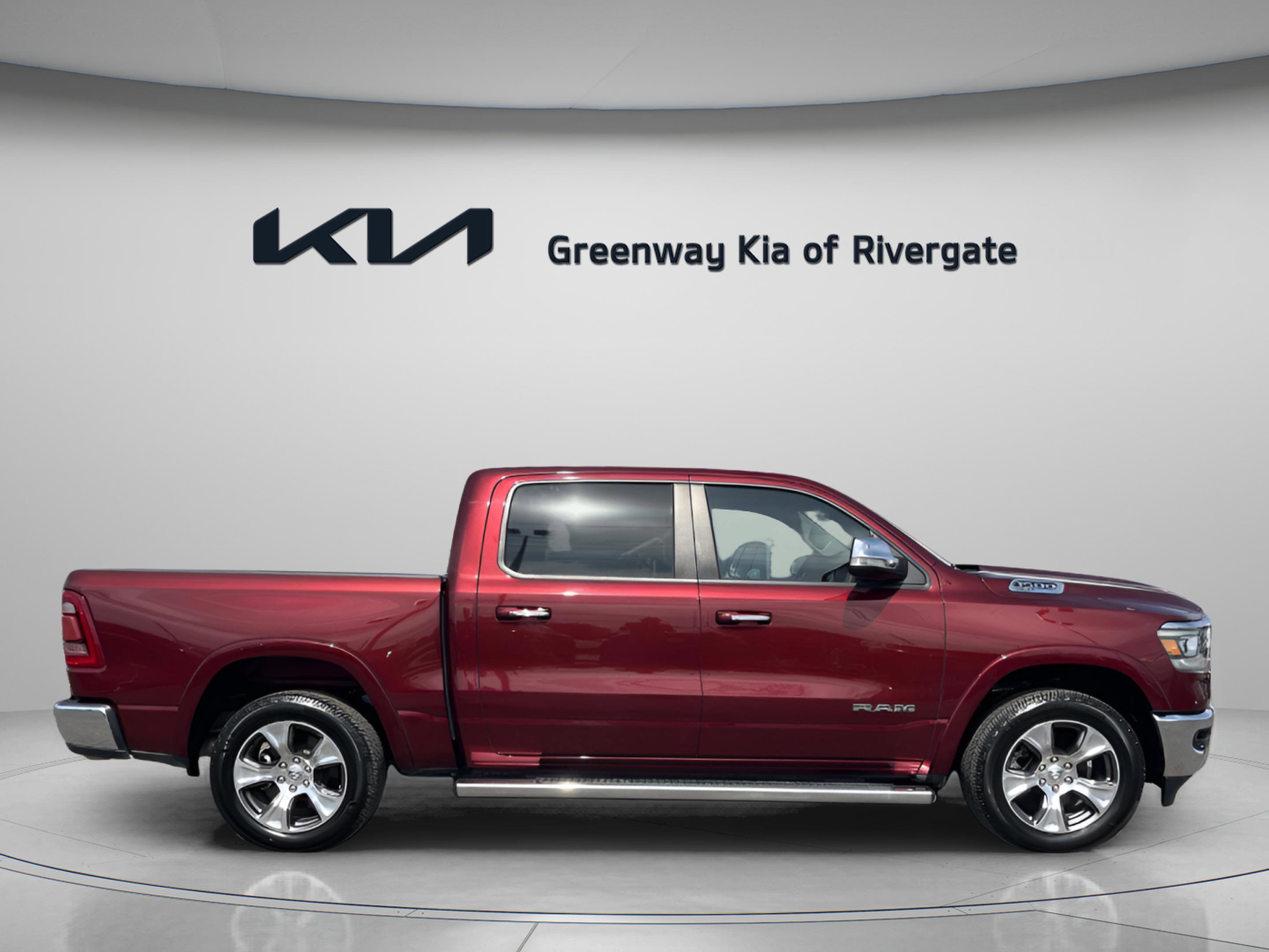 Used 2022 RAM 1500 Laramie AWD/4WD image 8