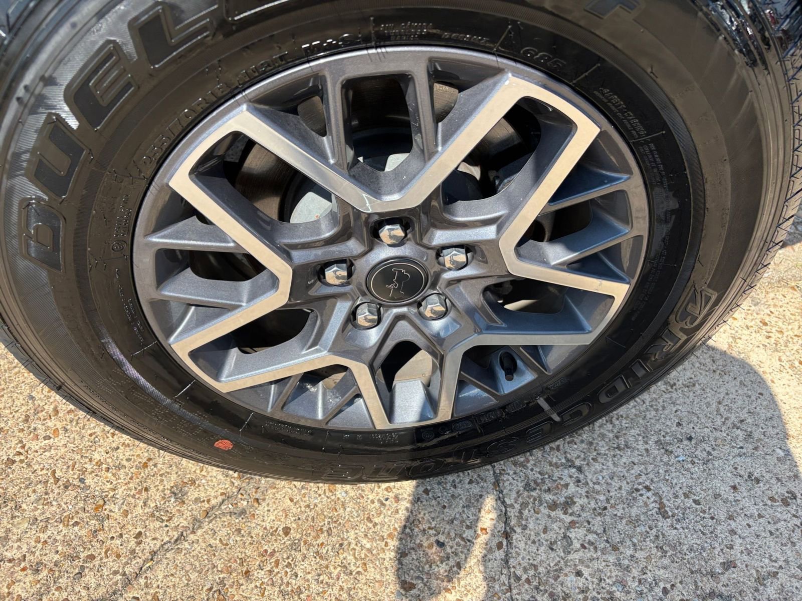 Used 2025 Jeep Wrangler Sahara image 28