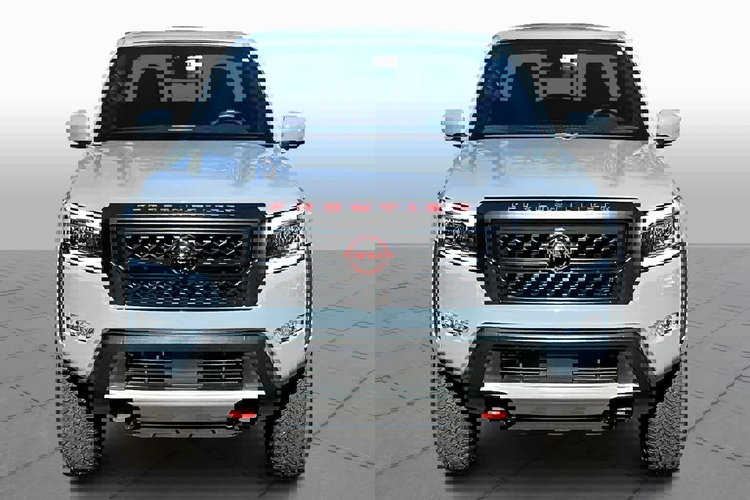 Used 2023 Nissan Frontier PRO-4X w/ Technology Package image 3